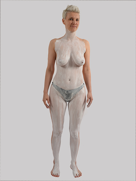 Helle Grundierung für das Tiger-Bodypainting auf dem Körper